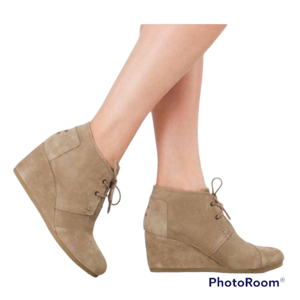 Toms Suede Desert Wedge Booties Size 8